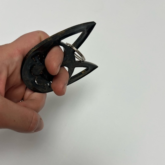 NWOT ⚜️🖤⚜️ Handmade Resin Self Defense Key Chain - Picture 10 of 10